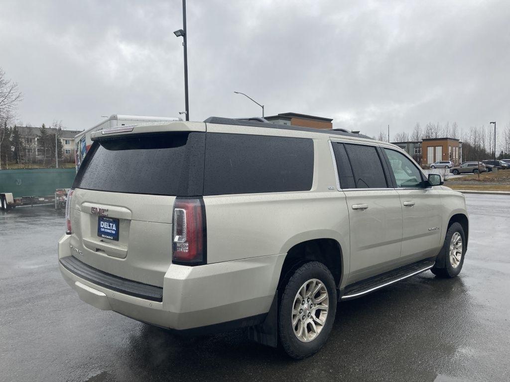 GMC Yukon XL SLT 4WD 2017