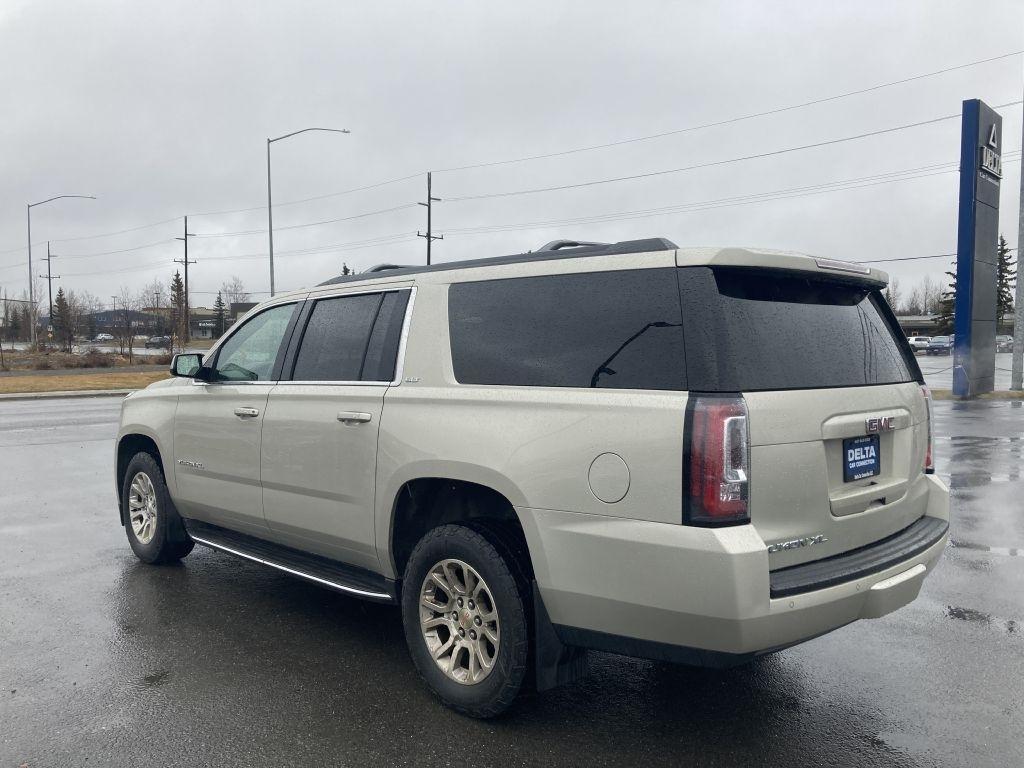 GMC Yukon XL SLT 4WD 2017