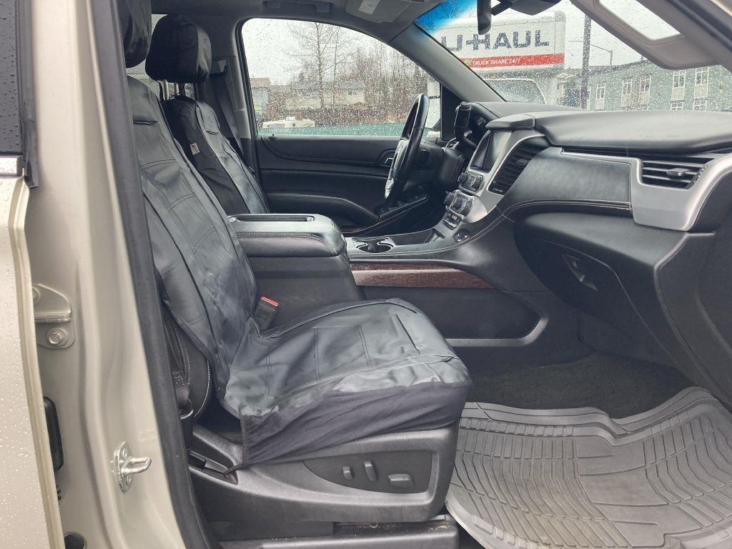 GMC Yukon XL SLT 4WD 2017