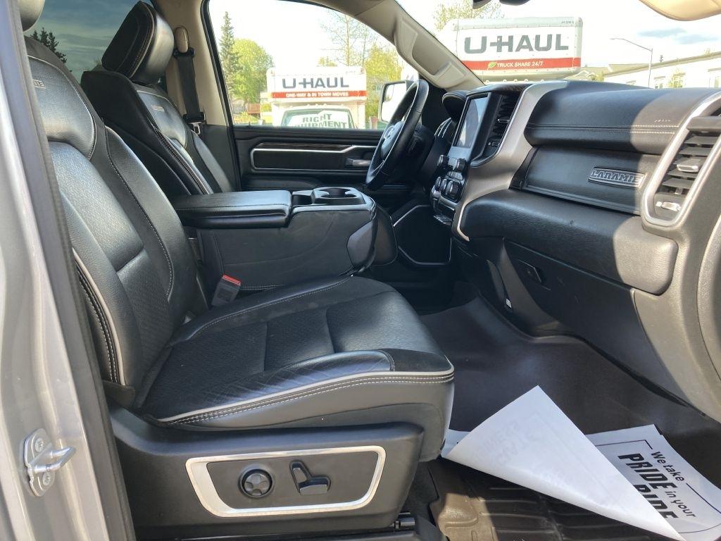 RAM 1500 Laramie Crew Cab SWB 4WD 2019