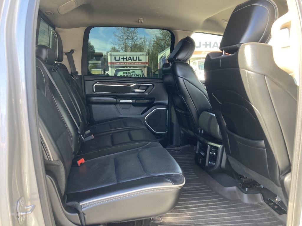 RAM 1500 Laramie Crew Cab SWB 4WD 2019
