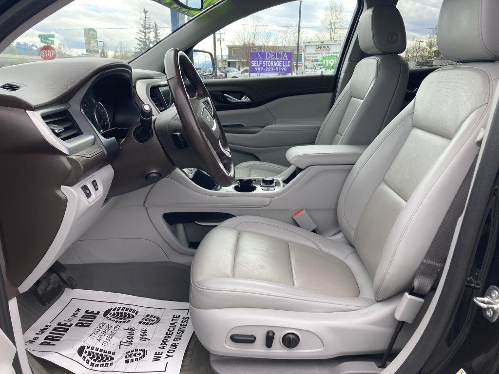 GMC Acadia SLT AWD 2022