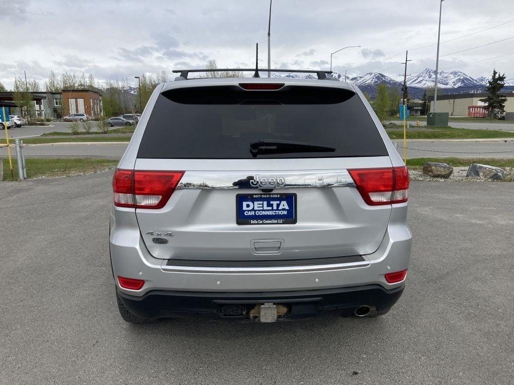 Jeep Grand Cherokee Overland 4WD 2011