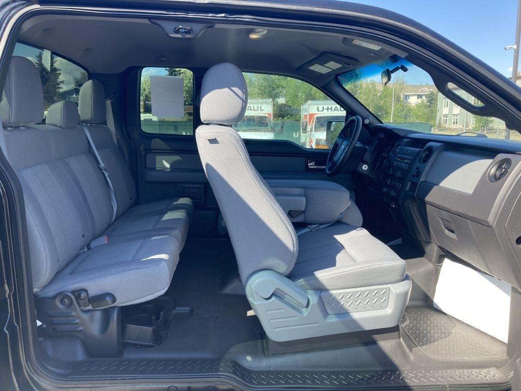 Ford F-150 XL SuperCab 8-ft. Bed 4WD 2013
