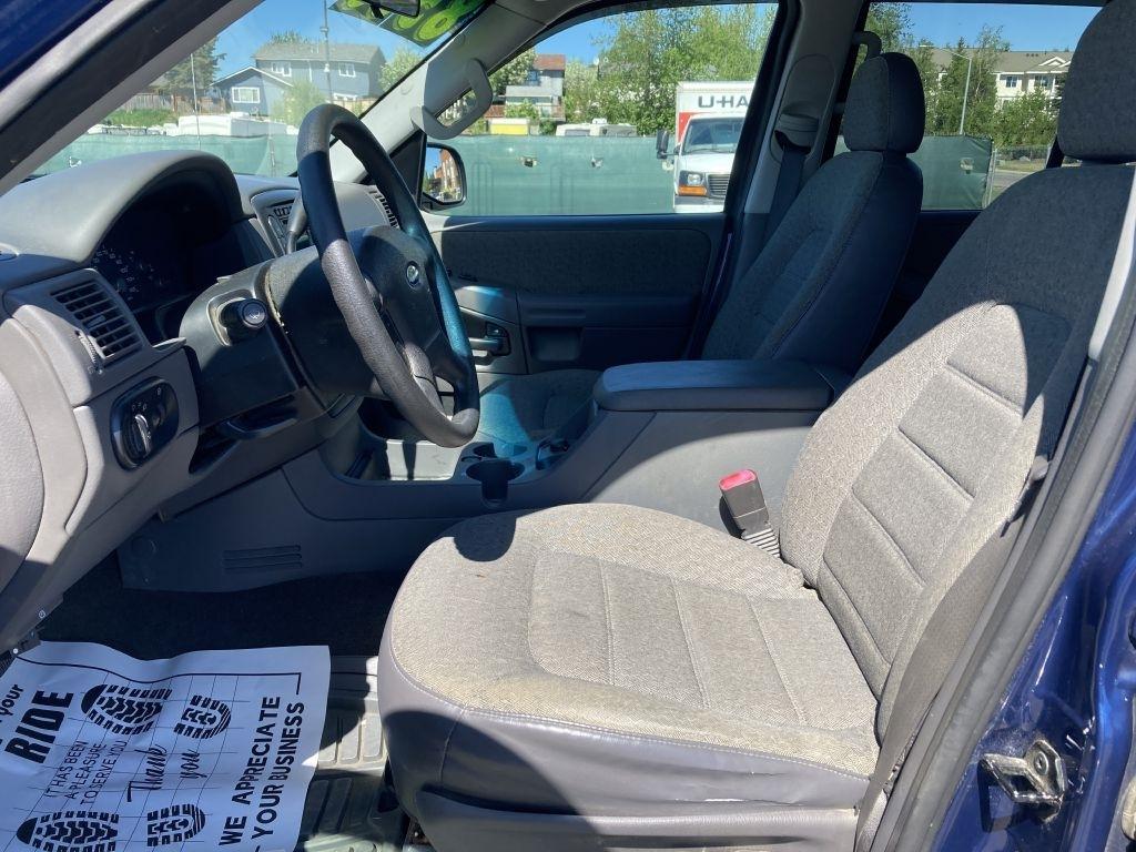 Ford Explorer XLS 4.0L 4WD 2005