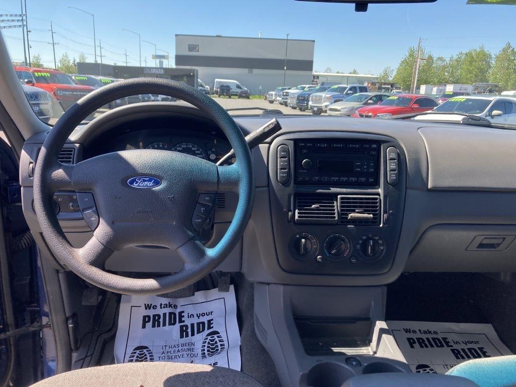 Ford Explorer XLS 4.0L 4WD 2005