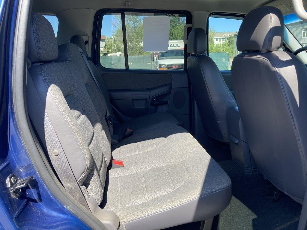 Ford Explorer XLS 4.0L 4WD 2005