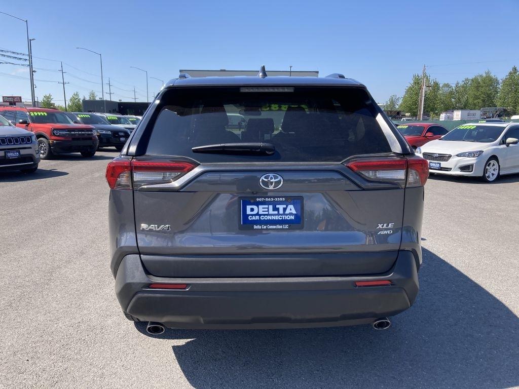 Toyota RAV4 XLE AWD 2025
