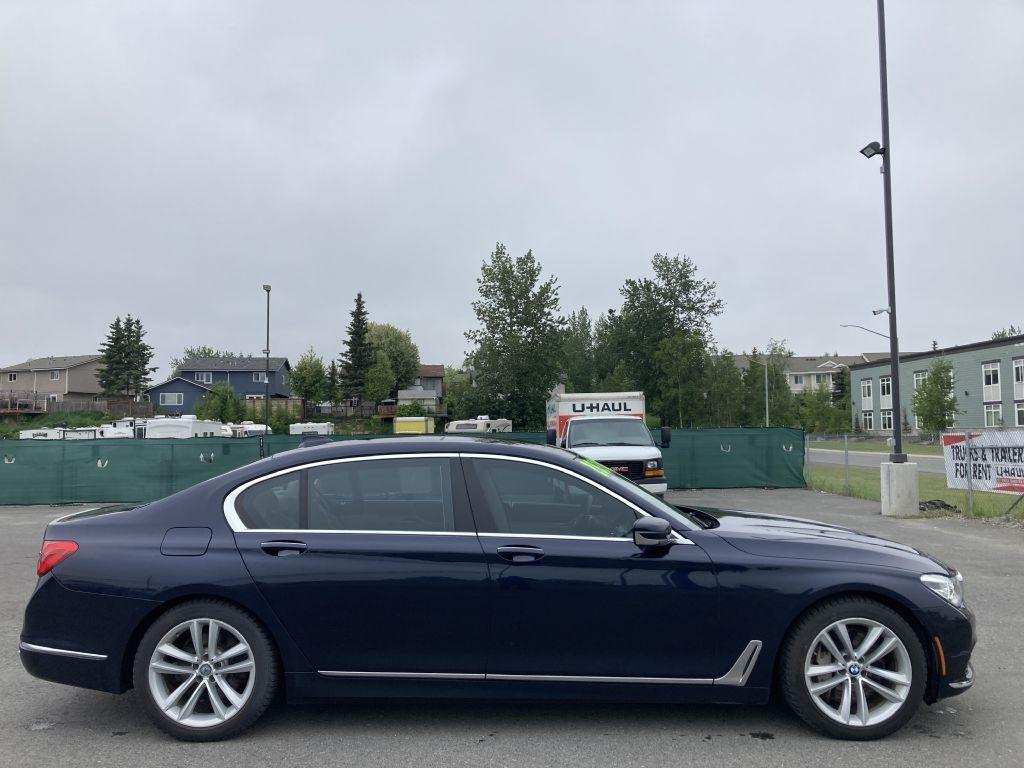 BMW 7-Series 750i xDrive 2016