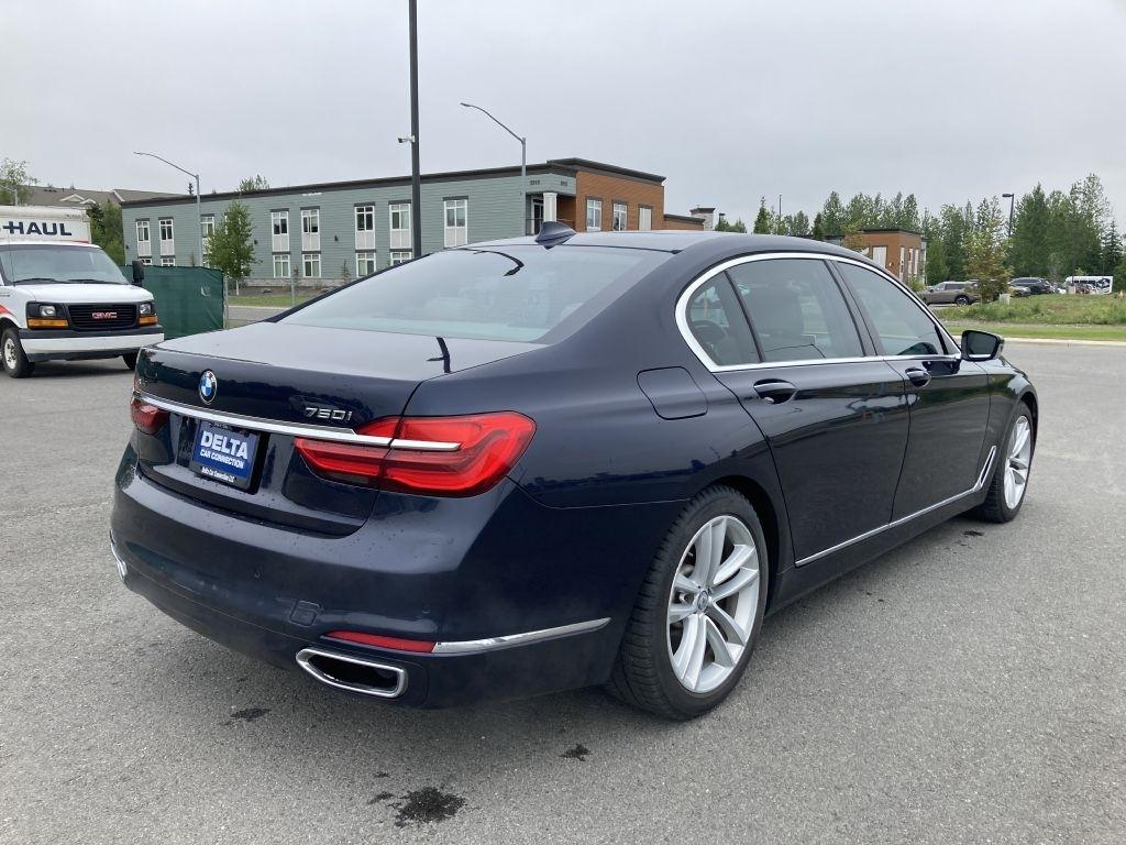 BMW 7-Series 750i xDrive 2016