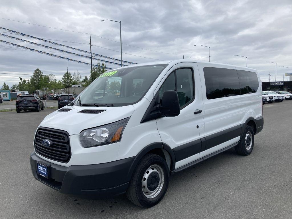 Ford Transit 150 Wagon Low Roof XL 60/40 Pass. 130-in. WB 2018