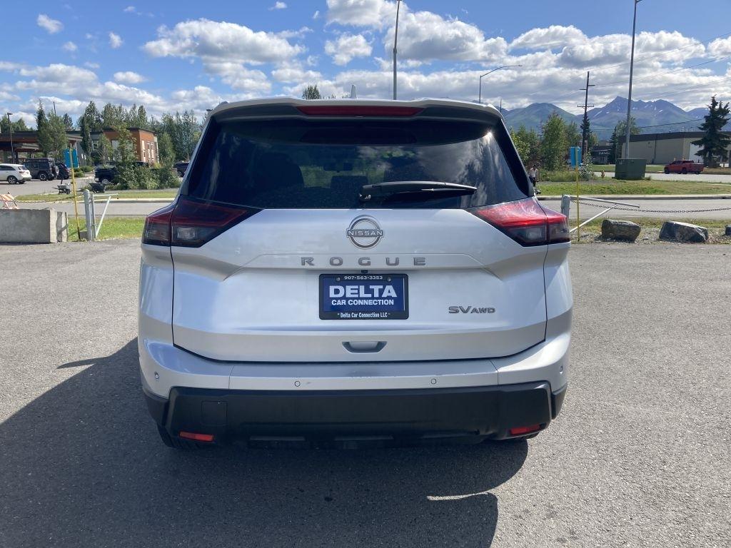 Nissan Rogue  2024