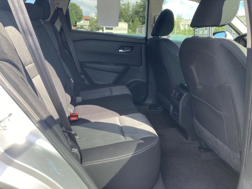 Nissan Rogue  2024