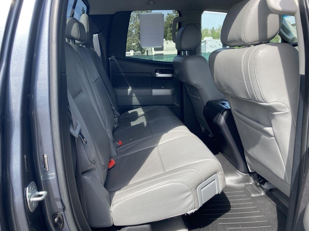 Toyota Tundra Limited Double Cab 6AT 4WD 2007