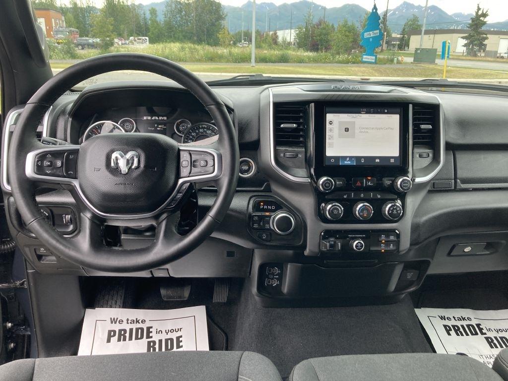 RAM 1500 Big Horn Crew Cab LWB 4WD 2025