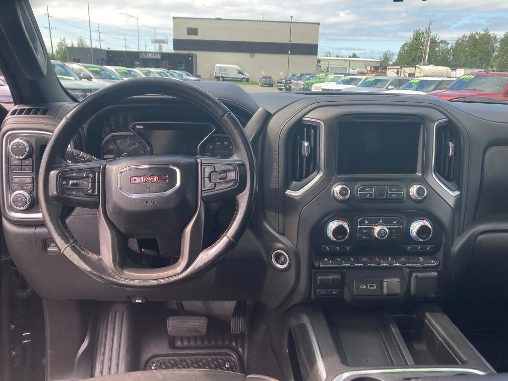 GMC Sierra 1500 AT4 Crew Cab Long Box 4WD 2021