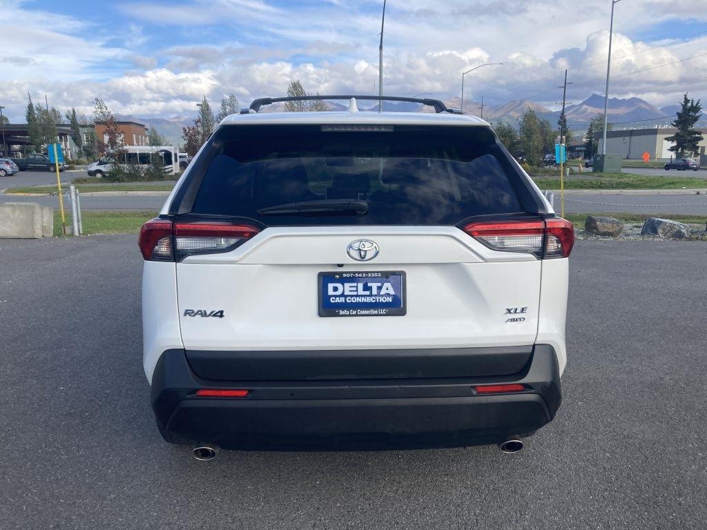 Toyota RAV4 XLE Premium AWD 2019
