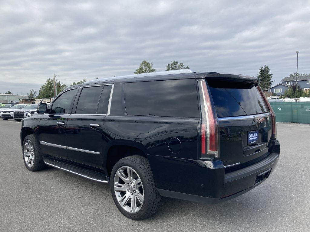 Cadillac Escalade ESV Luxury 4WD 2019