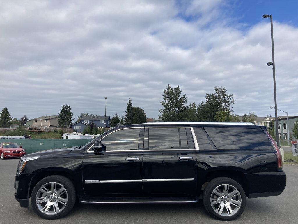 Cadillac Escalade ESV Luxury 4WD 2019
