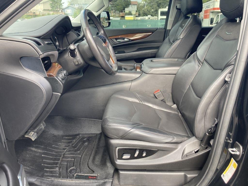 Cadillac Escalade ESV Luxury 4WD 2019