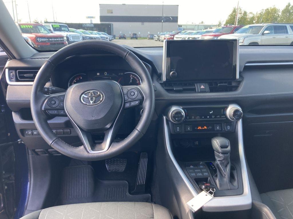 Toyota RAV4 XLE AWD 2024