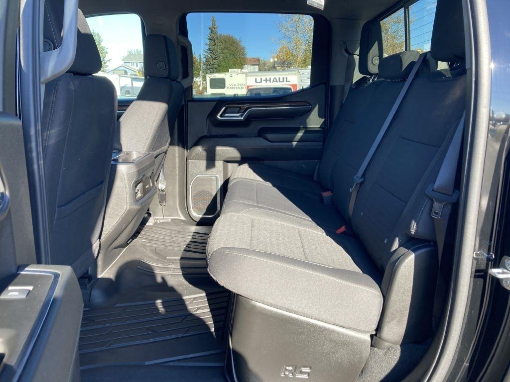 Chevrolet Silverado 1500 RST Crew Cab 4WD 2024