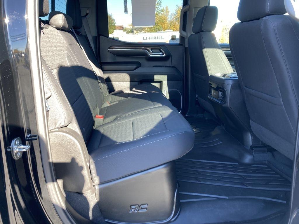 Chevrolet Silverado 1500 RST Crew Cab 4WD 2024