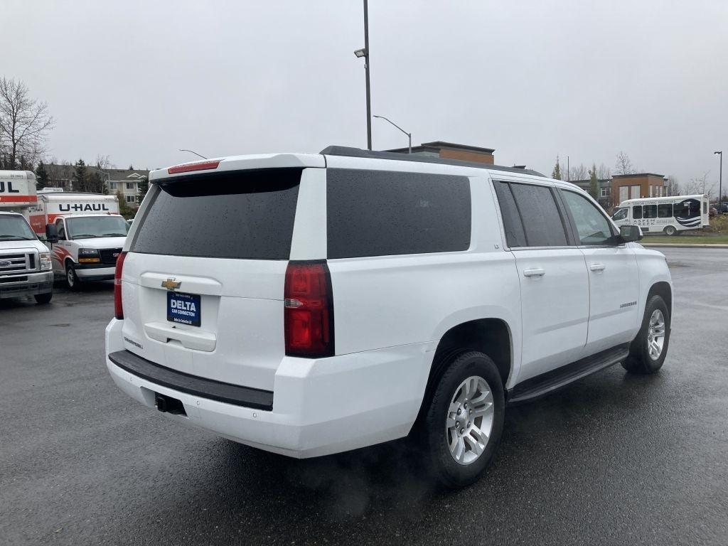 Chevrolet Suburban LT 4WD 2019