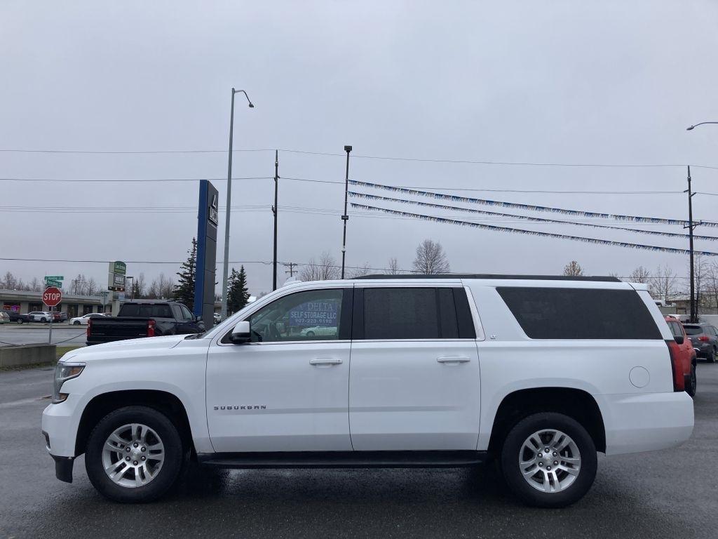 Chevrolet Suburban LT 4WD 2019