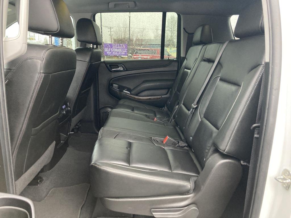 Chevrolet Suburban LT 4WD 2019