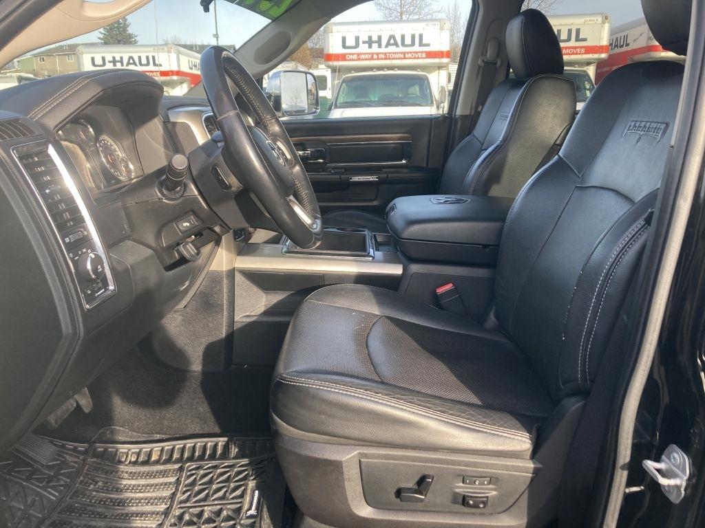 RAM 1500 Laramie Crew Cab SWB 4WD 2015