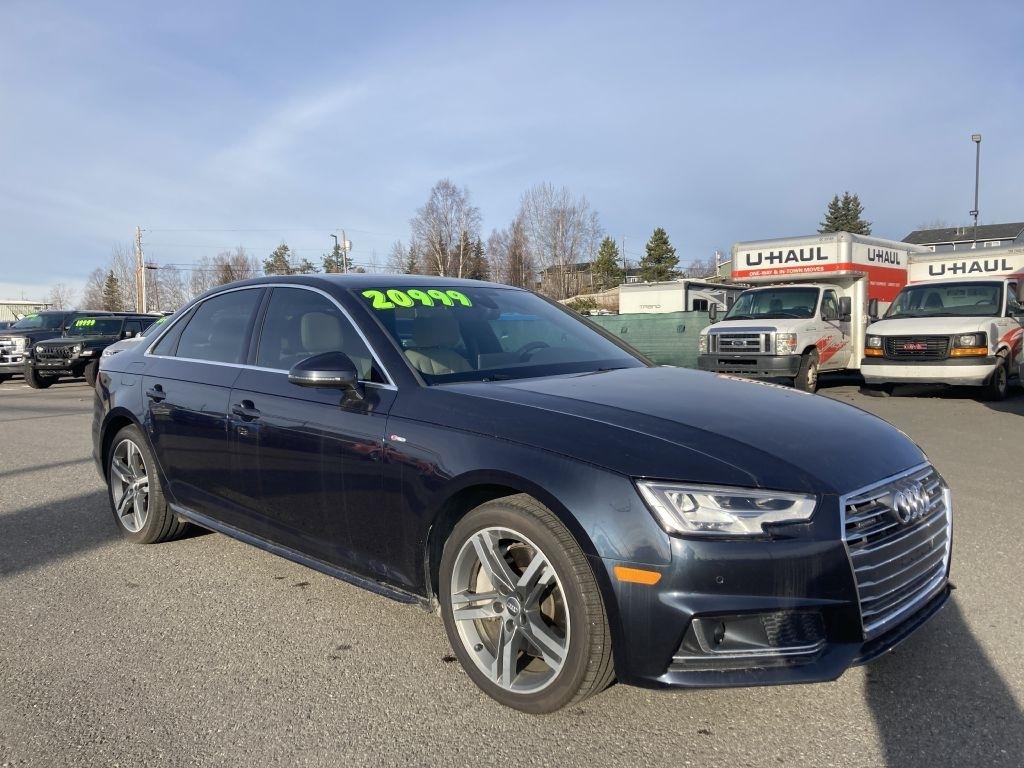 Audi A4 2.0T Prestige quattro Sedan 2017