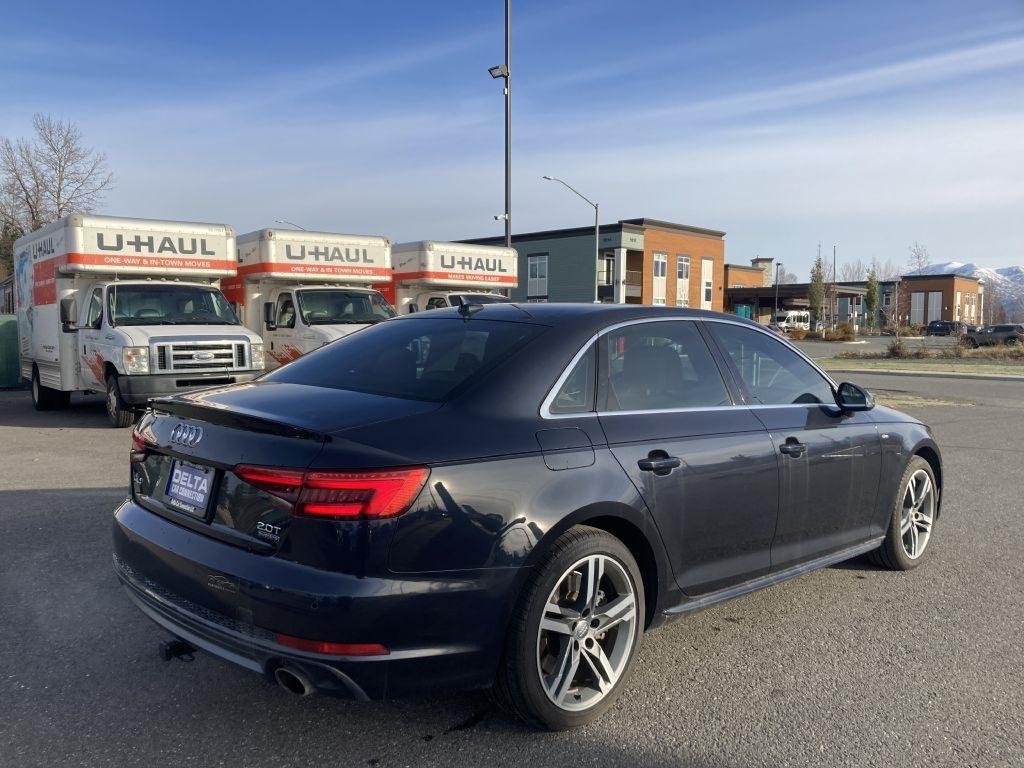 Audi A4 2.0T Prestige quattro Sedan 2017