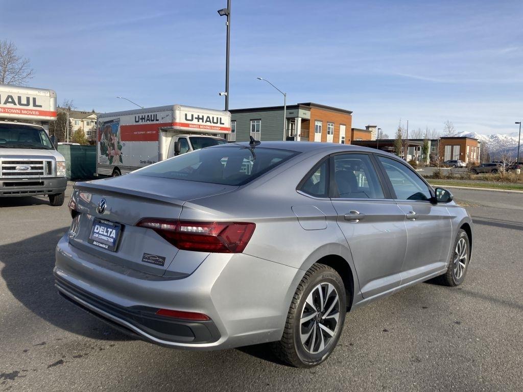 Volkswagen Jetta S 2024