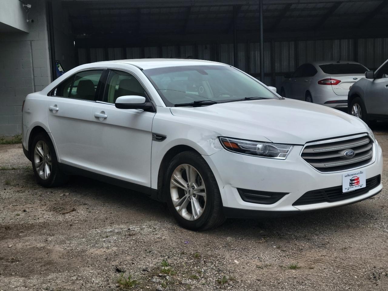 Ford Taurus SEL FWD 2017