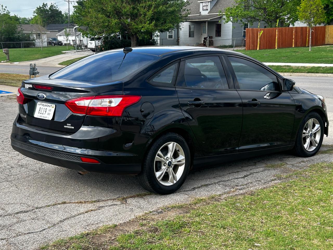 Ford Focus SE Sedan 2014