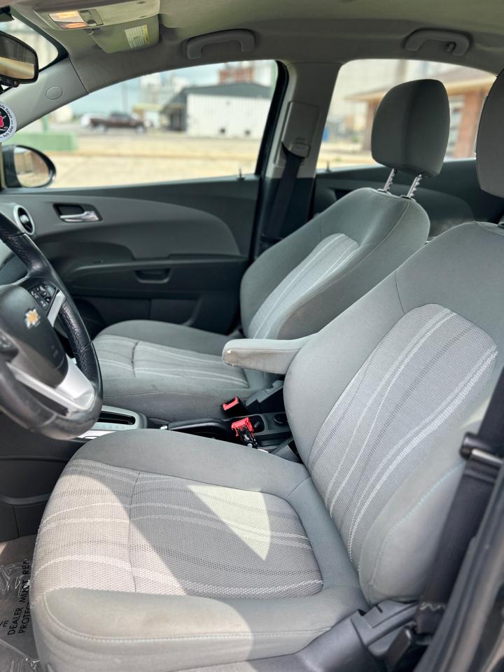 Chevrolet Sonic LT Auto Sedan 2018