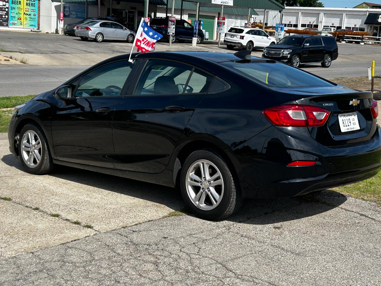 Chevrolet Cruze LS Auto 2018