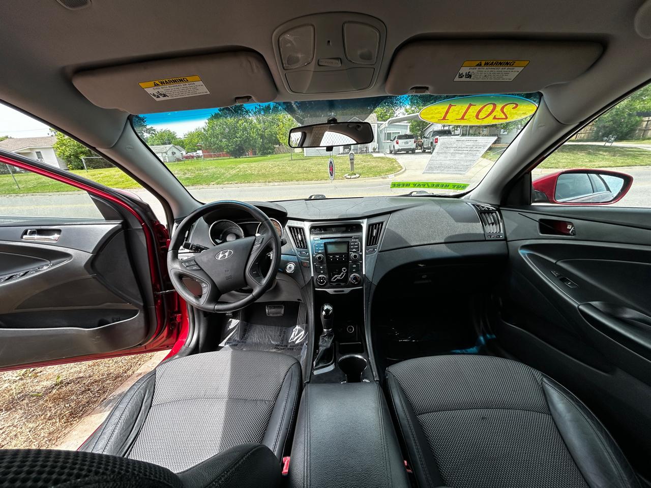 Hyundai Sonata SE Auto 2011