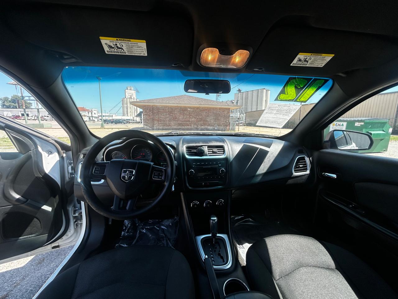 Dodge Avenger Base 2012