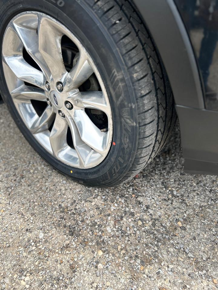 Ford Explorer Limited 4WD 2013