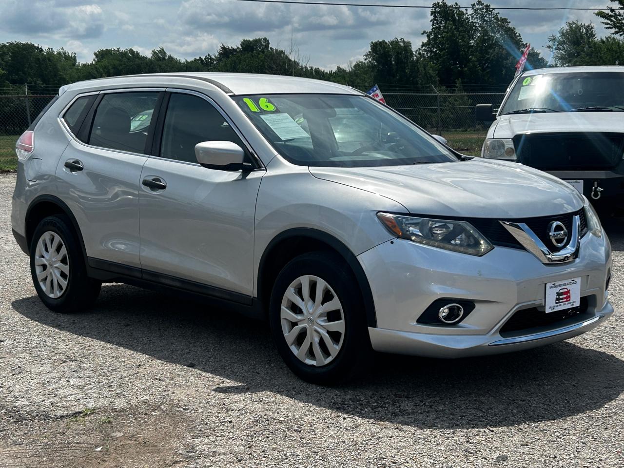 Nissan Rogue S 2WD 2016