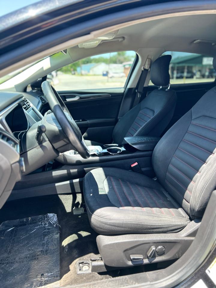 Ford Fusion SE 2014