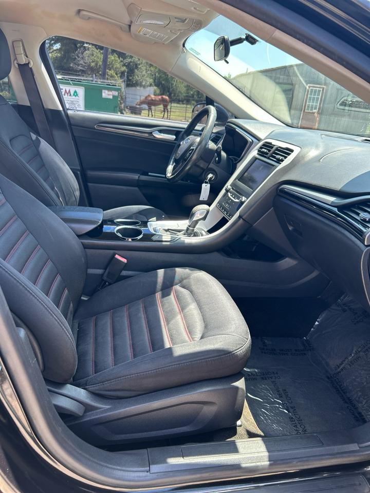 Ford Fusion SE 2014
