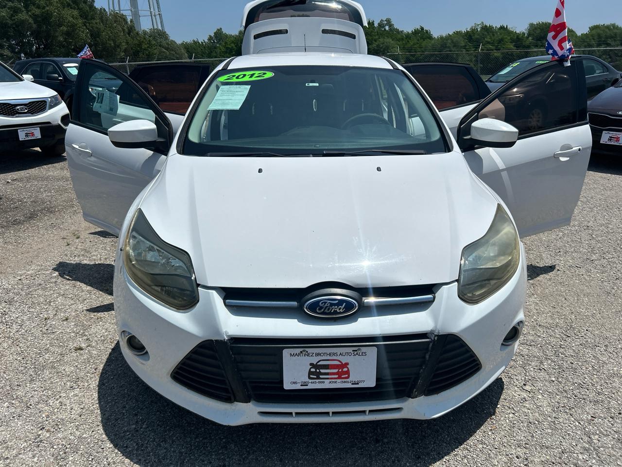Ford Focus SE 2012