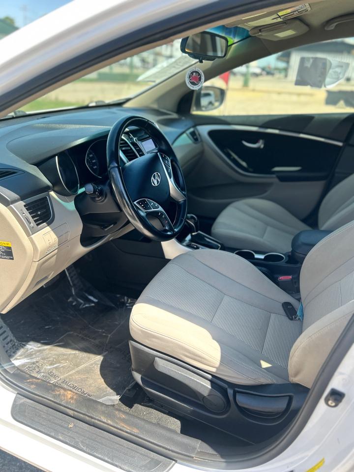 Hyundai Elantra GT A/T 2013