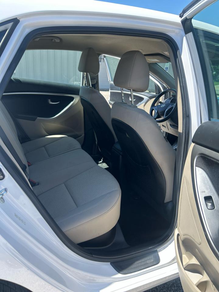 Hyundai Elantra GT A/T 2013