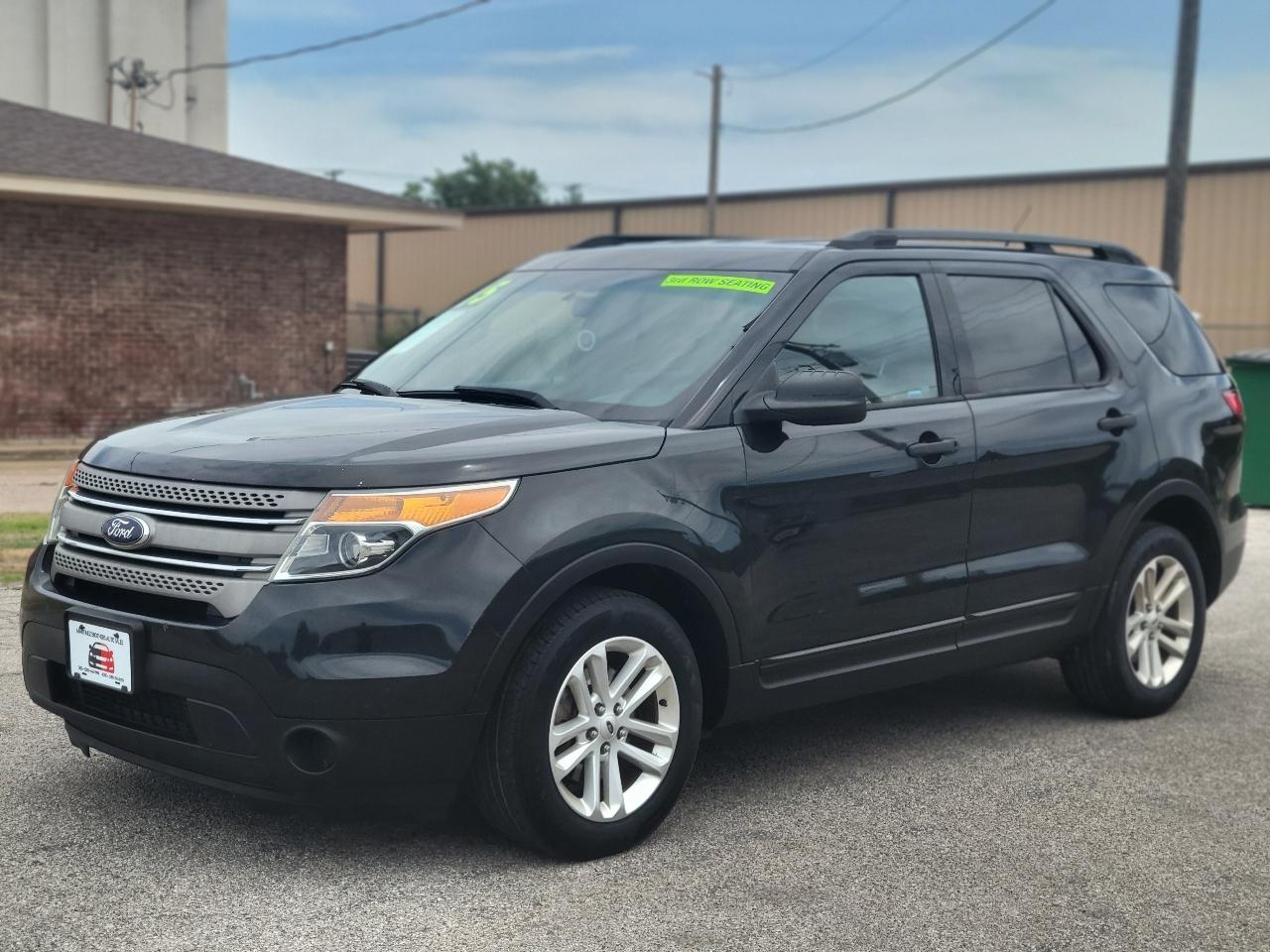 Ford Explorer Base FWD 2015