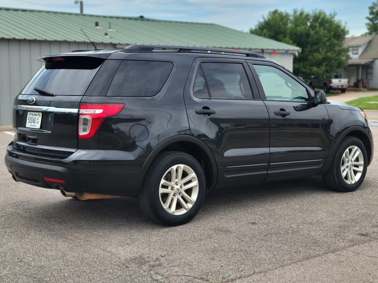 Ford Explorer Base FWD 2015