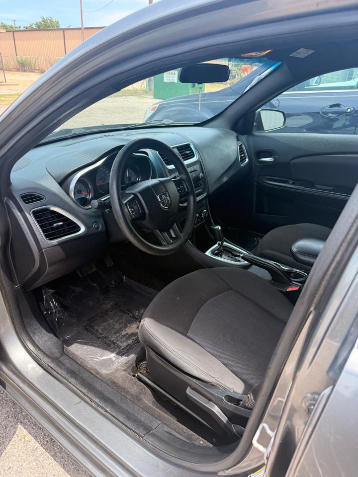 Dodge Avenger Base 2013